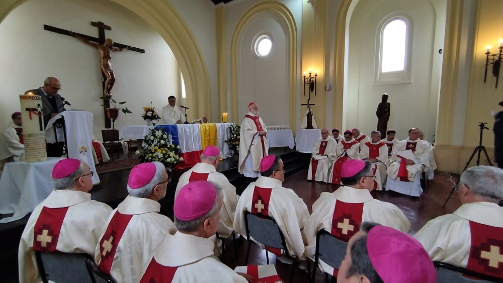 Obispos en Misa por la Patria